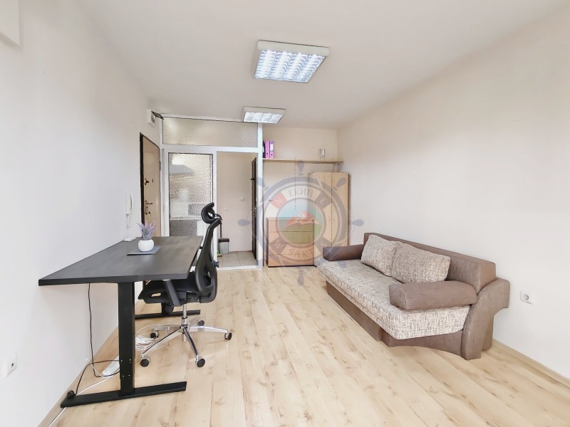 Под наем ОФИС, град Варна, Лятно кино Тракия • 260 € • 46996551 1 — Holmes.bg Под наем ОФИС, град Варна, Лятно кино Тракия • 260 € • 46996551 1