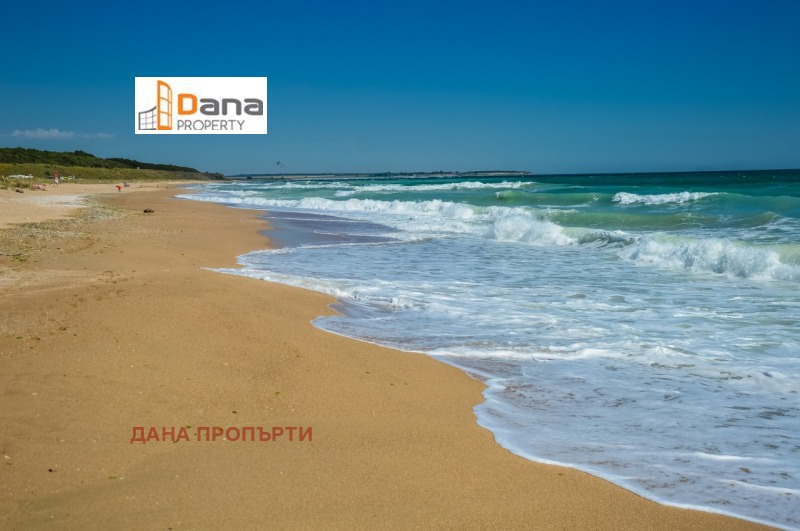 Продава ПАРЦЕЛ в област Добрич, с. Крапец - 1250 кв.м / 52 990 € » 103 639.43 лв., ДАНА ПРОПЪРТИ