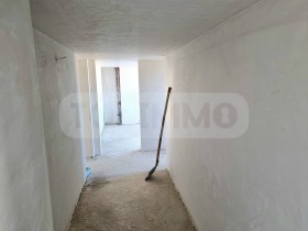 2 bedroom Kolhozen pazar, Varna 9