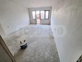 2 bedroom Kolhozen pazar, Varna 3