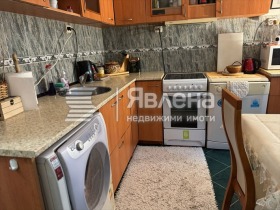 2 ložnice Iztok, Pernik 7