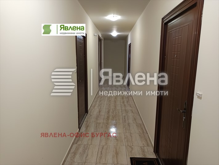 Продава 2-СТАЕН, гр. Бургас, Изгрев, снимка 2 - Aпартаменти - 47261871