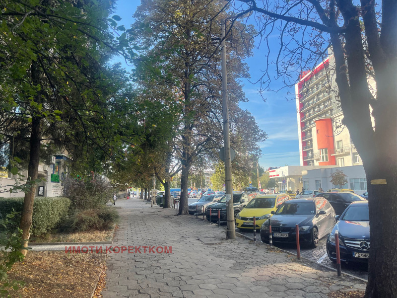 Na sprzedaż  1 sypialnia Sofia , Centar , 62 mkw | 69281504 - obraz [3]