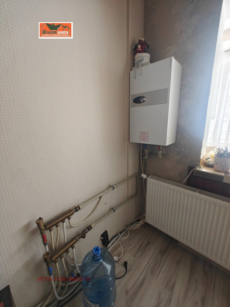 Продава 3-СТАЕН, гр. Пазарджик, Младост, снимка 3 - Апартаменти - 53349894