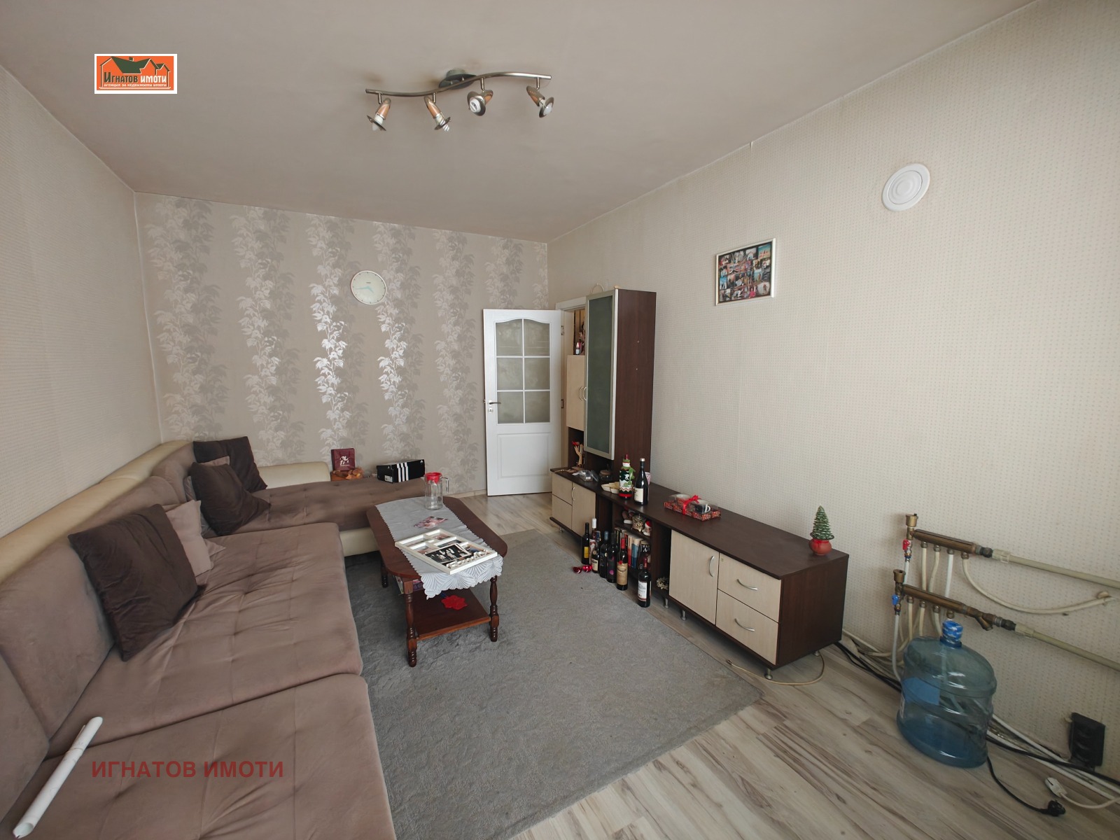 Продава 2-СТАЕН, гр. Пазарджик, Младост, снимка 2 - Апартаменти - 54227338