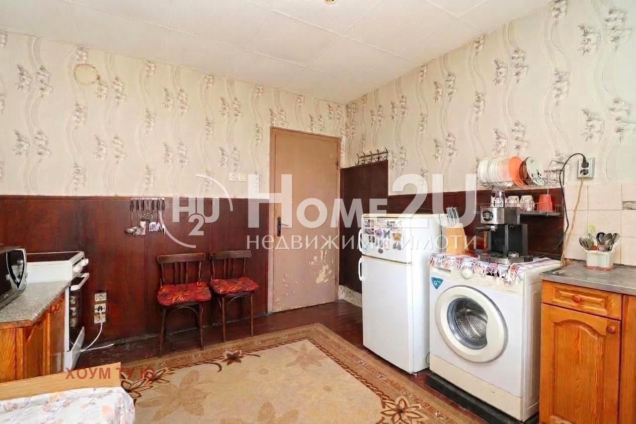 Продава КЪЩА, с. Голяновци, област София област, снимка 13 - Къщи - 55834792