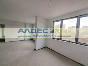 2 bedroom Suhata reka, Sofia 5