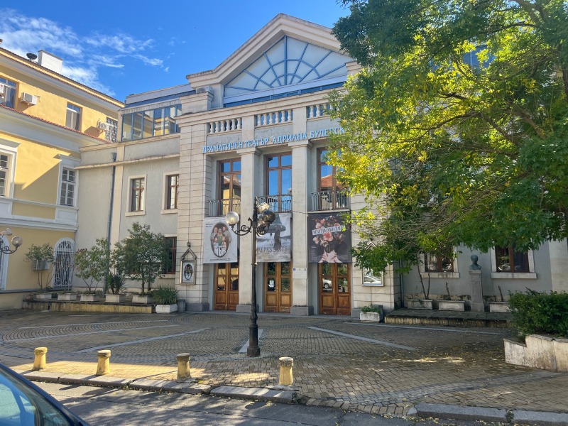 Продава  3-стаен град Бургас , Център , 61 кв.м | 96537949
