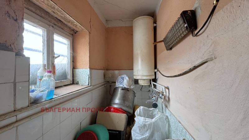 Продава КЪЩА, с. Черна гора, област Стара Загора, снимка 12 - Къщи - 49159961