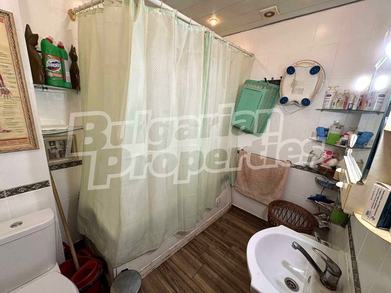 Eladó  Ház Varna , Galata , 280 négyzetméter | 96552973 - kép [17]