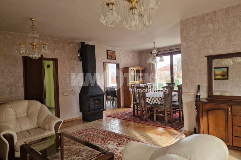 Продава КЪЩА, гр. София, с. Лозен, снимка 11 - Къщи - 52438638