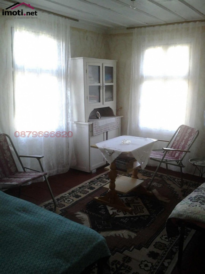 Продава ВИЛА, с. Павелско, област Смолян, снимка 11 - Вили - 52782857