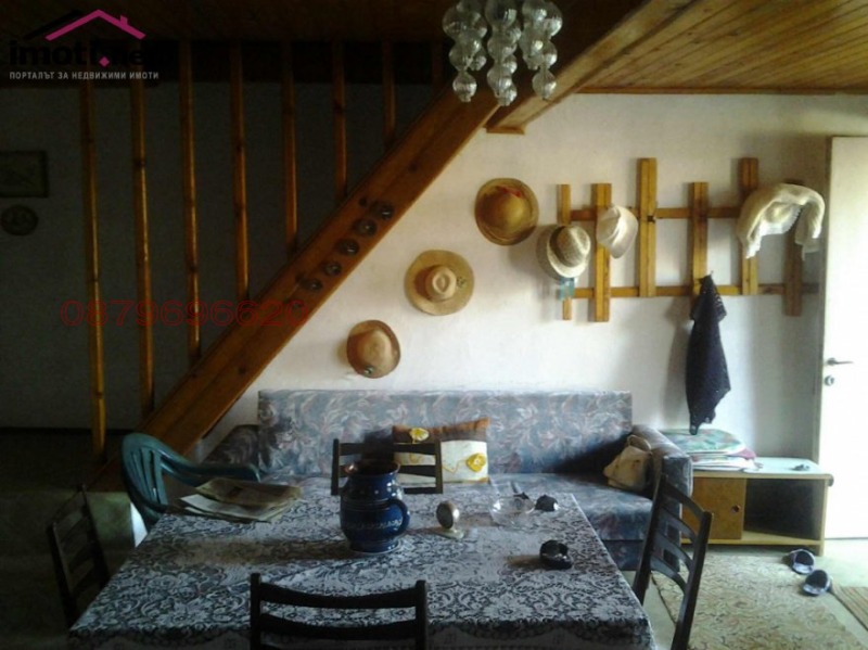 Продава ВИЛА, с. Павелско, област Смолян, снимка 5 - Вили - 52782857