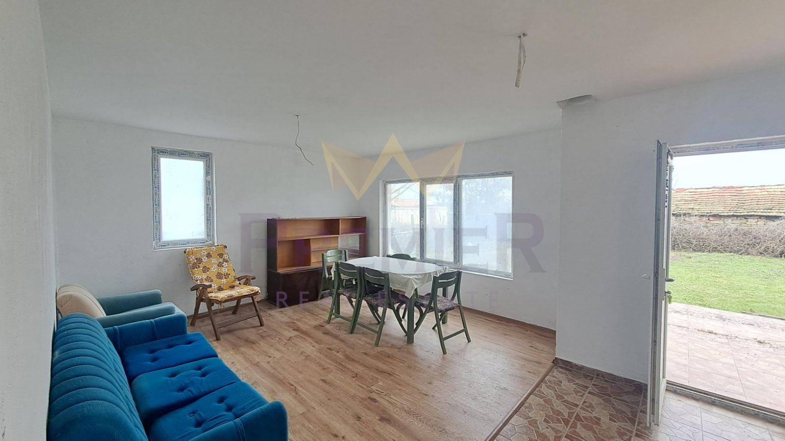 Продава КЪЩА, с. Божурец, област Добрич, снимка 4 - Къщи - 54026464