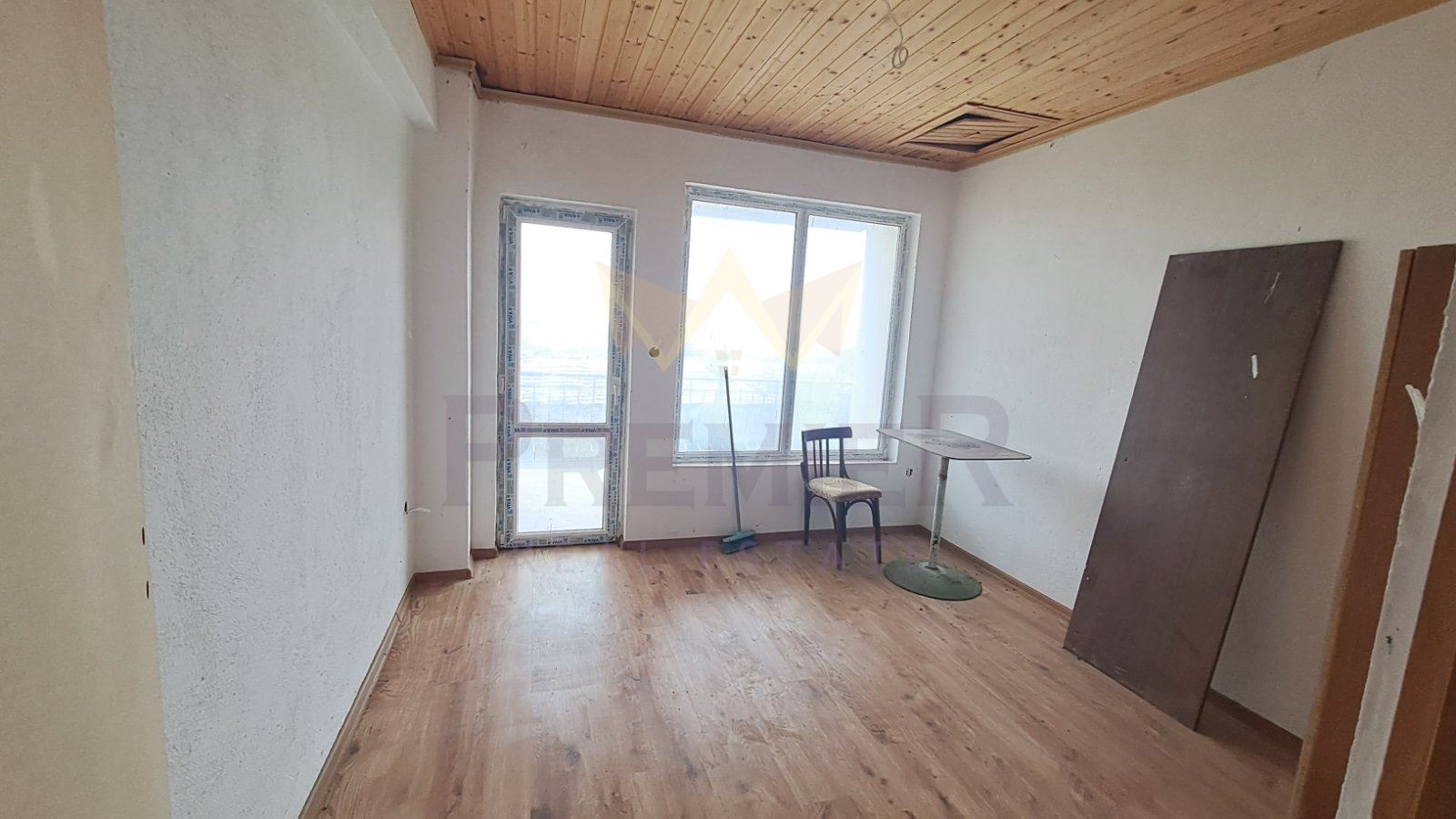 Продава КЪЩА, с. Божурец, област Добрич, снимка 9 - Къщи - 54026464