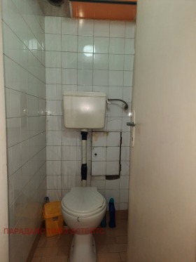 2 slaapkamers Gotse Deltsjev, Sofia 11