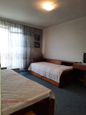 2 slaapkamers Gotse Deltsjev, Sofia 3