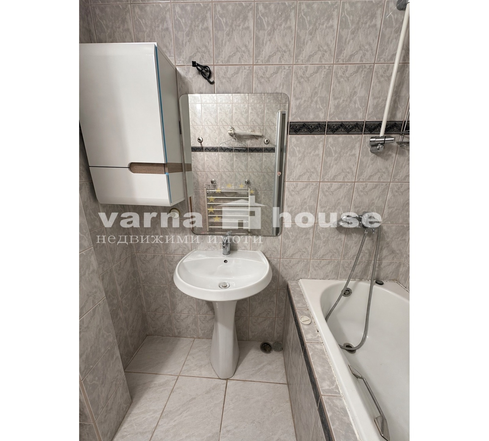 Продава 3-СТАЕН, гр. Варна, Колхозен пазар, снимка 13 - Апартаменти - 55802181