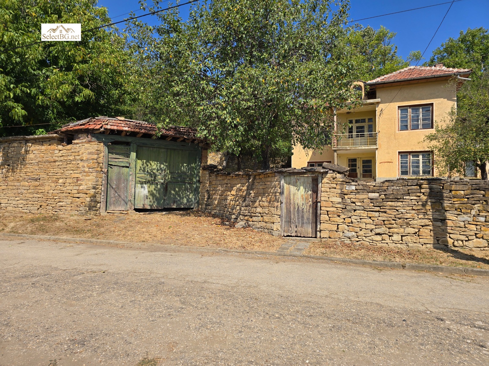 Продава КЪЩА, с. Славейково, област Габрово, снимка 2 - Къщи - 51709900