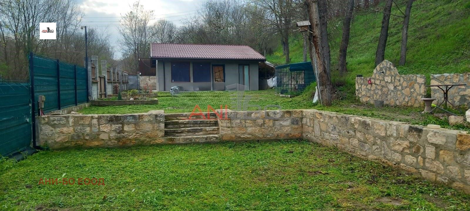 Продава КЪЩА, гр. Варна, с. Звездица