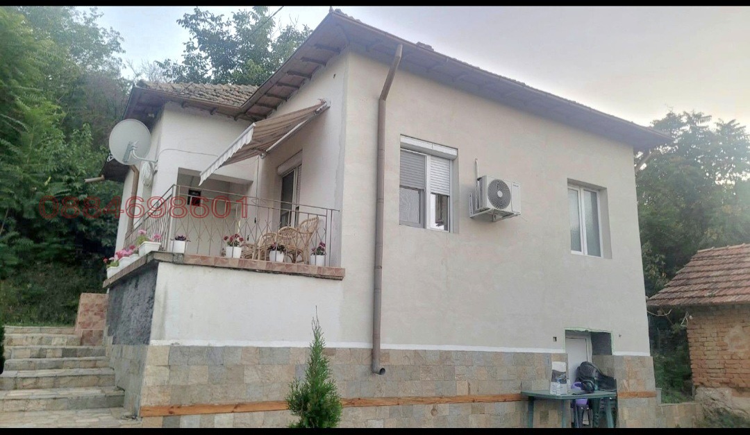 Продава КЪЩА, с. Ленково, област Плевен, снимка 2 - Къщи - 56570920