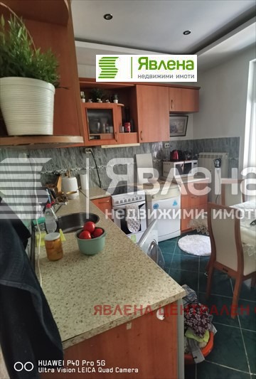 Продава 3-СТАЕН, гр. Перник, Изток, снимка 5 - Aпартаменти - 48580206