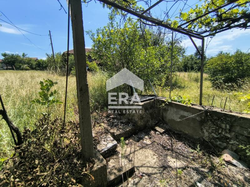 Продава  Къща област Велико Търново , с. Ново село , 100 кв.м | 41381317 - изображение [2]