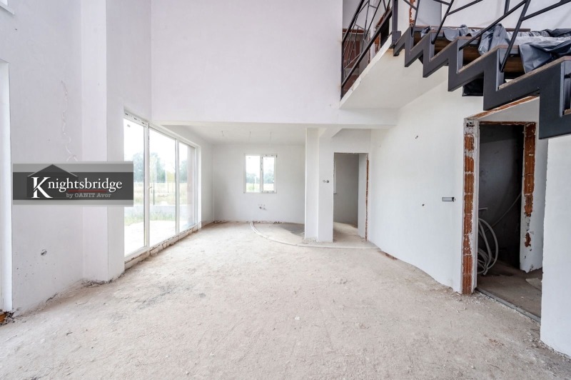 Te koop  Huis Sofia , Mirovjane , 160 m² | 93485092 - afbeelding [3]