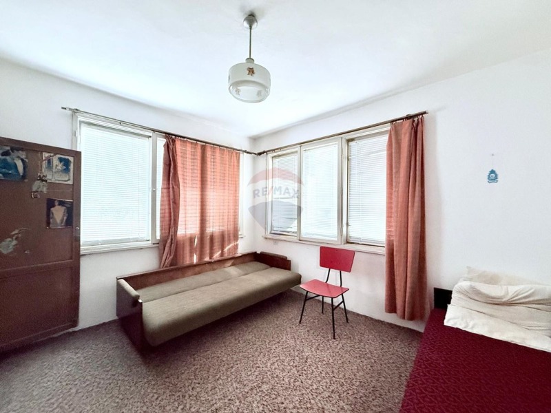 Продава КЪЩА, гр. Балчик, област Добрич, снимка 2 - Къщи - 52141224