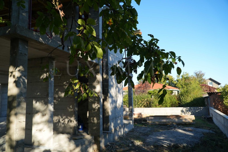 Продава КЪЩА, с. Рогош, област Пловдив, снимка 11 - Къщи - 52387061