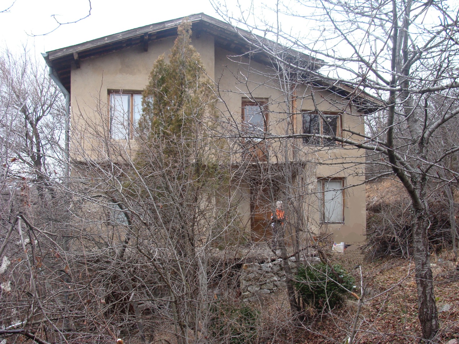 Продава КЪЩА, с. Боснек, област Перник