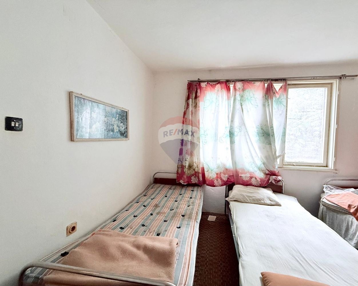 Продава КЪЩА, гр. Балчик, област Добрич, снимка 2 - Къщи - 52141224