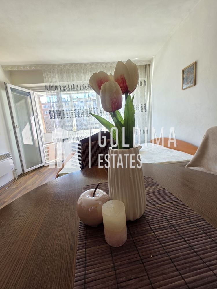 Продава 1-СТАЕН, гр. Бургас, Изгрев, снимка 3 - Апартаменти - 54226900