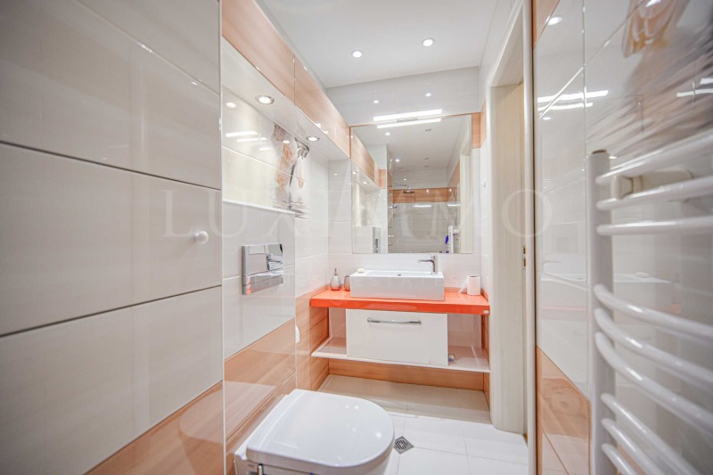 Продава 4-СТАЕН, гр. София, Кръстова вада, снимка 16 - Апартаменти - 52077987