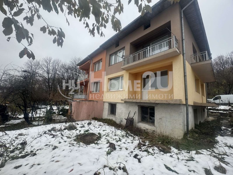 Продава  Етаж от къща, град Перник, Табана • 54 999 EUR • ID 67658509 — holmes.bg - [1] 