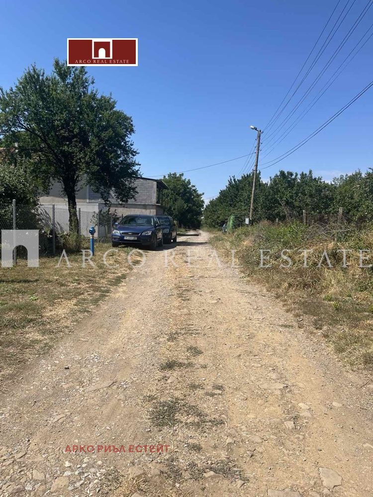 Продава  Парцел област Перник , с. Ярджиловци , 815 кв.м | 34375105 - изображение [3]