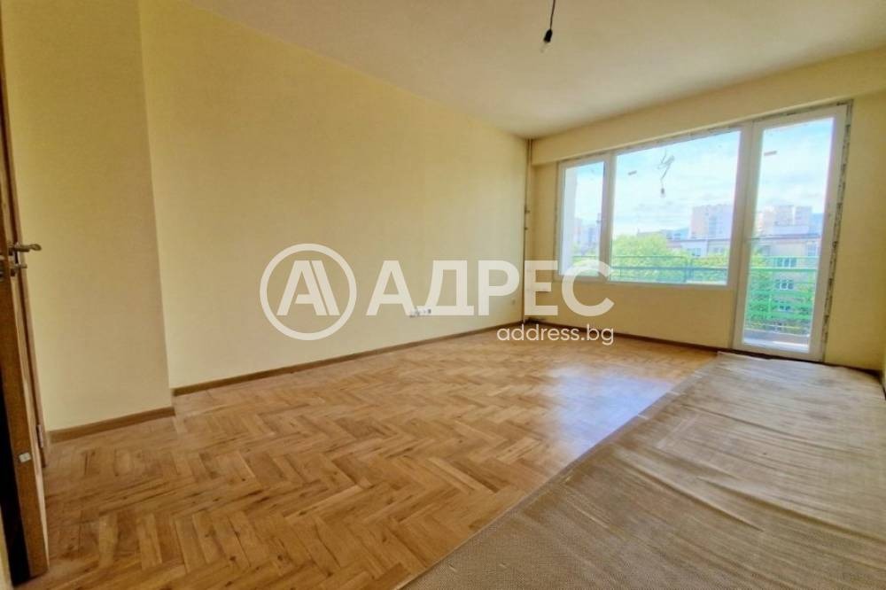 Продава 2-СТАЕН, гр. София, Толстой