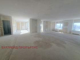 3 bedroom Iztok, Sofia 6