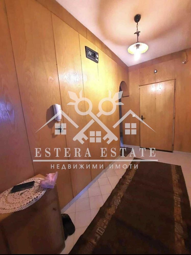 Продава 4-СТАЕН, гр. Шумен, Пазара, снимка 8 - Апартаменти - 52128855