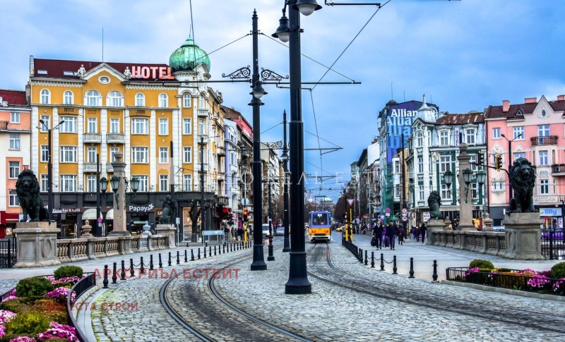 Продава МАГАЗИН, град София, Център • 351200 € / 686887.50 лв. • 98725172 1
