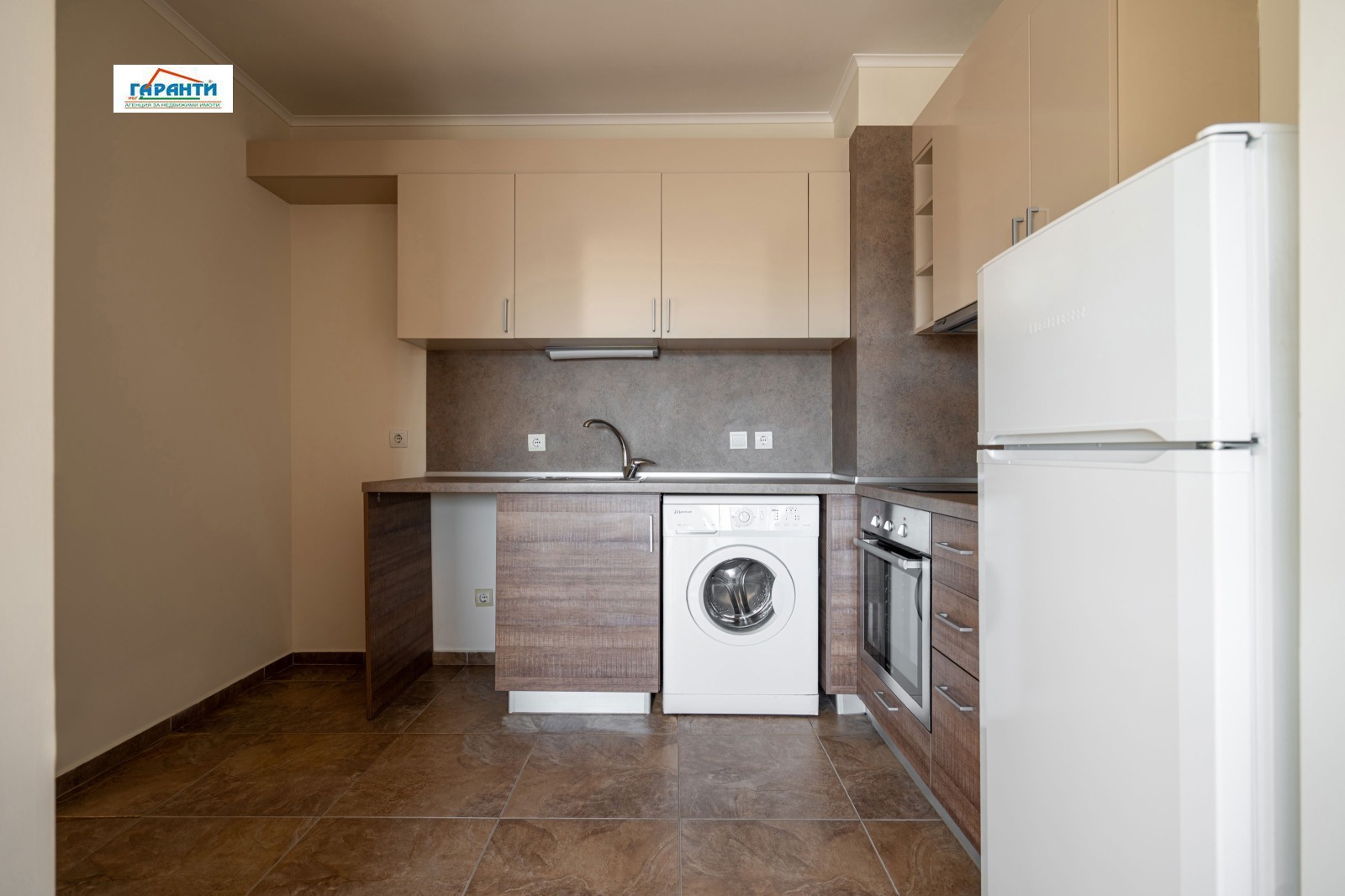 Продава 2-СТАЕН, гр. Пловдив, Кършияка, снимка 3 - Апартаменти - 54405805