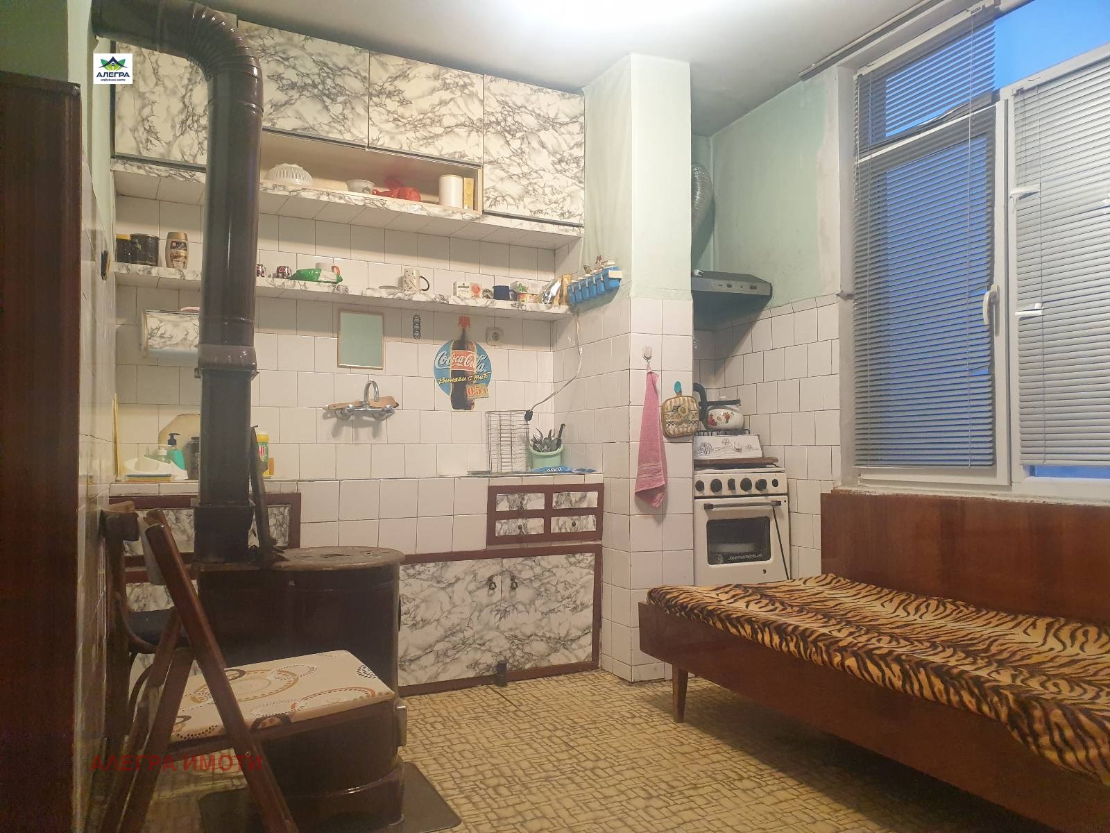 Продава 3-СТАЕН, гр. Пазарджик, Изток, снимка 2 - Апартаменти - 43519116