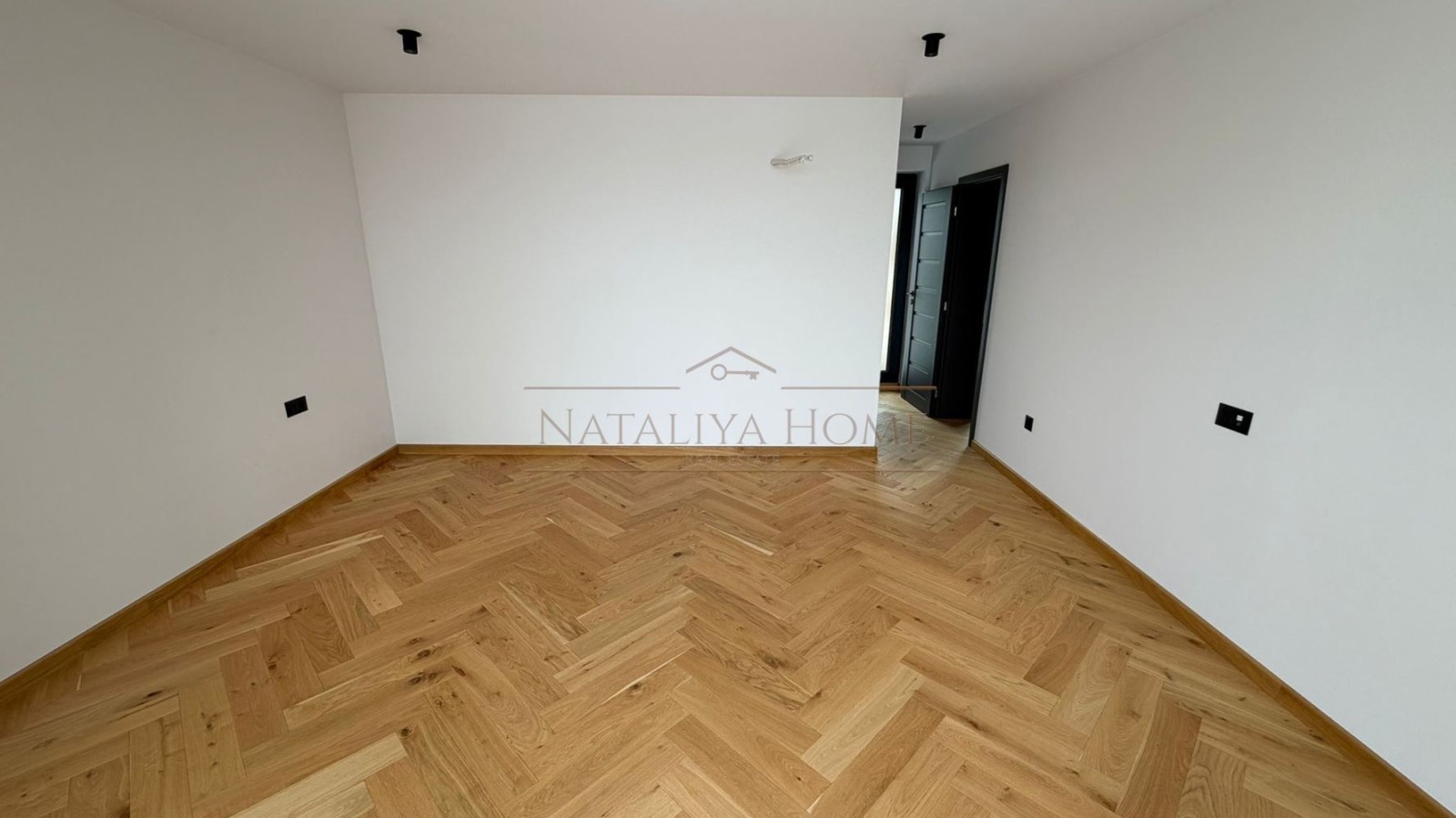 Продава КЪЩА, гр. Бургас, Сарафово, снимка 6 - Къщи - 54411004