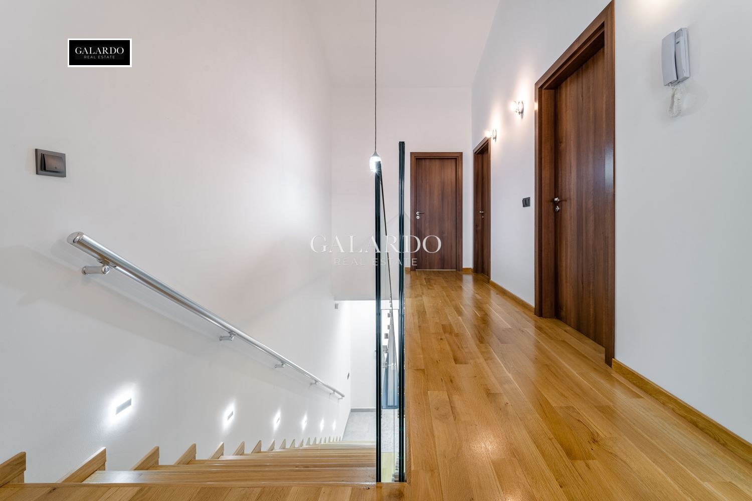 Продава КЪЩА, гр. София, Малинова долина, снимка 9 - Къщи - 56522742