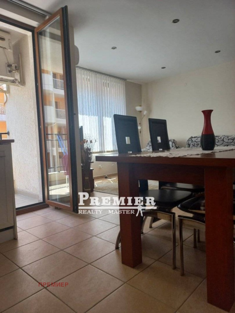 À venda  2 quartos região Burgas , k.k. Slantchev briag , 89 m² | 46312537 - imagem [2]