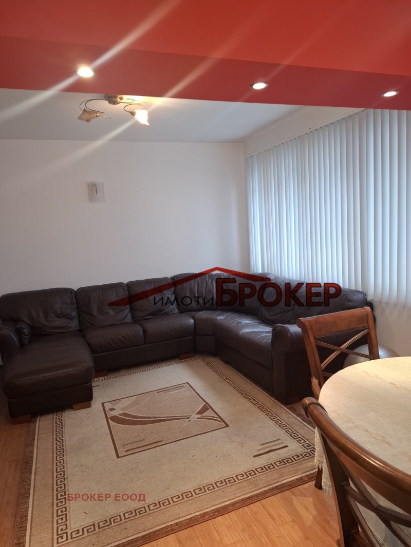 Продава 3-СТАЕН, гр. Сливен, Център, снимка 2 - Апартаменти - 53463130