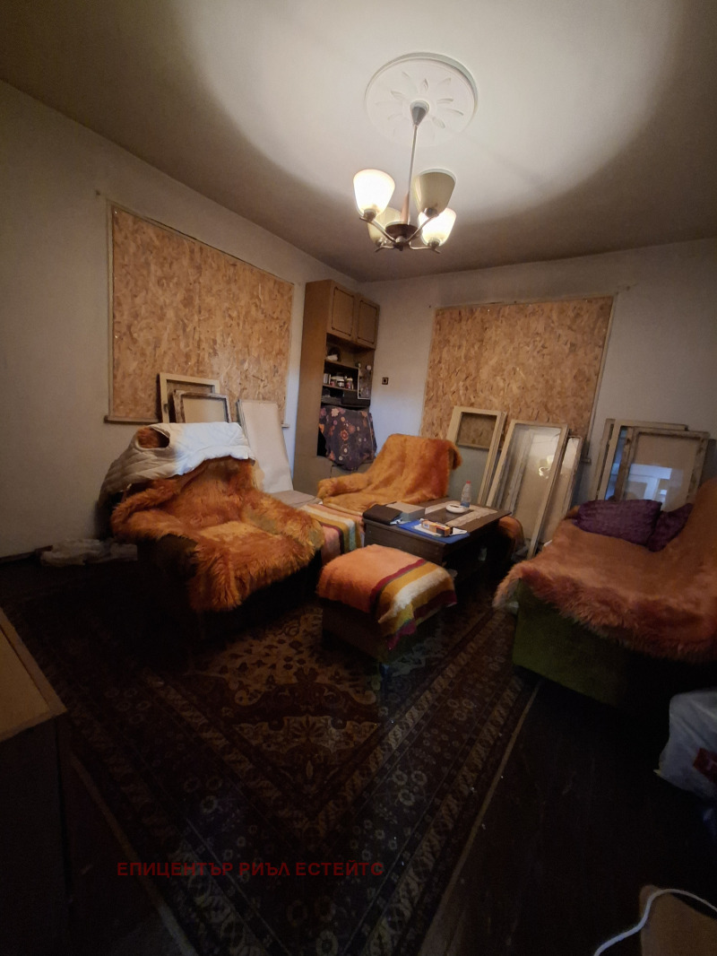 Продава КЪЩА, гр. Перник, Ралица, снимка 6 - Къщи - 52168085