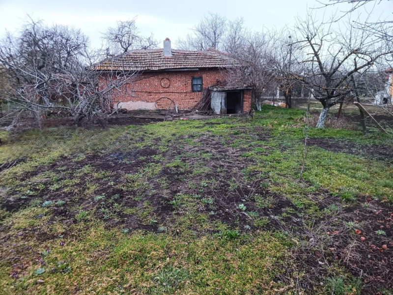 Продава КЪЩА, с. Гурково, област Добрич, снимка 4 - Къщи - 52806675