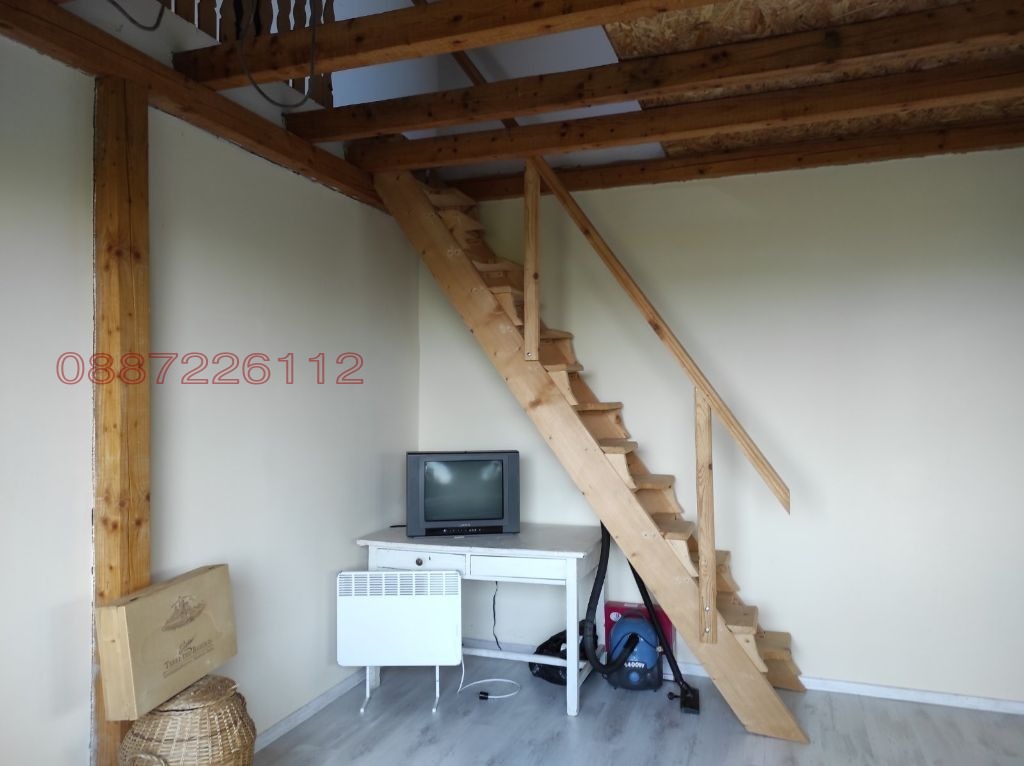 Продава ВИЛА, гр. Берковица, област Монтана, снимка 10 - Вили - 56320427