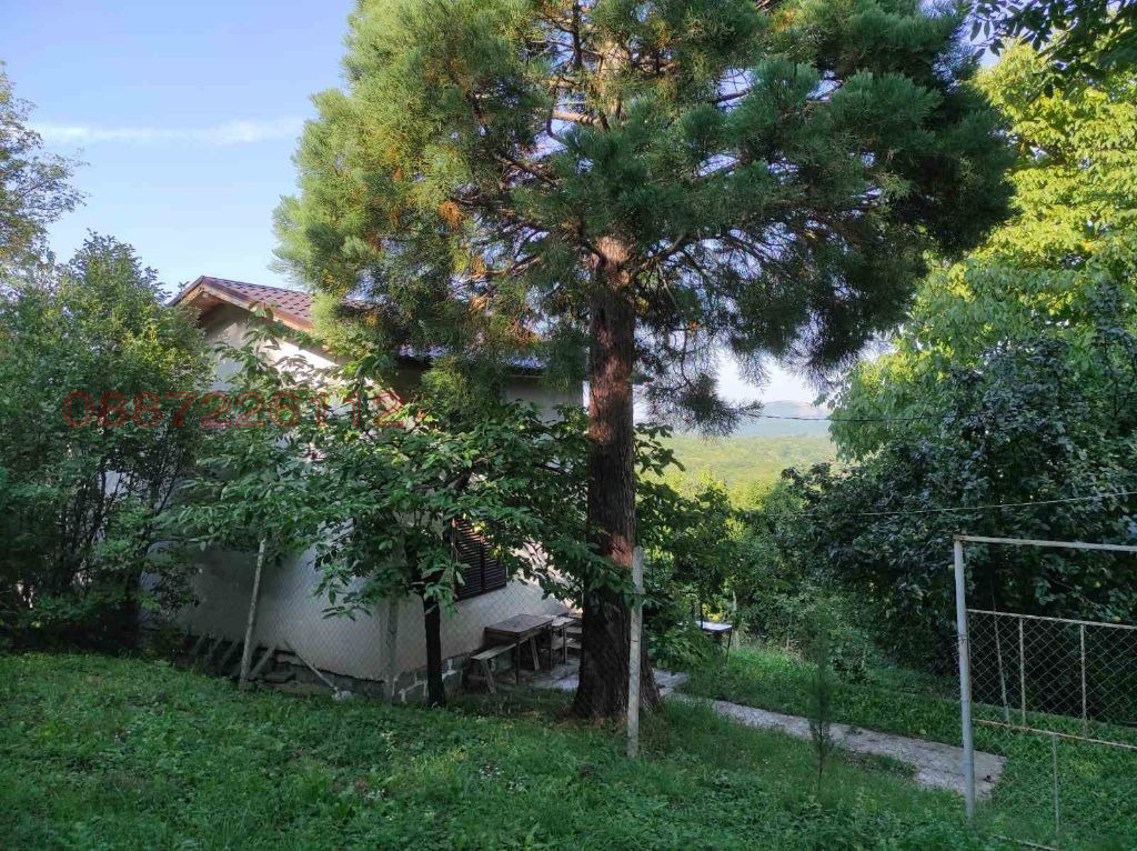 Продава ВИЛА, гр. Берковица, област Монтана